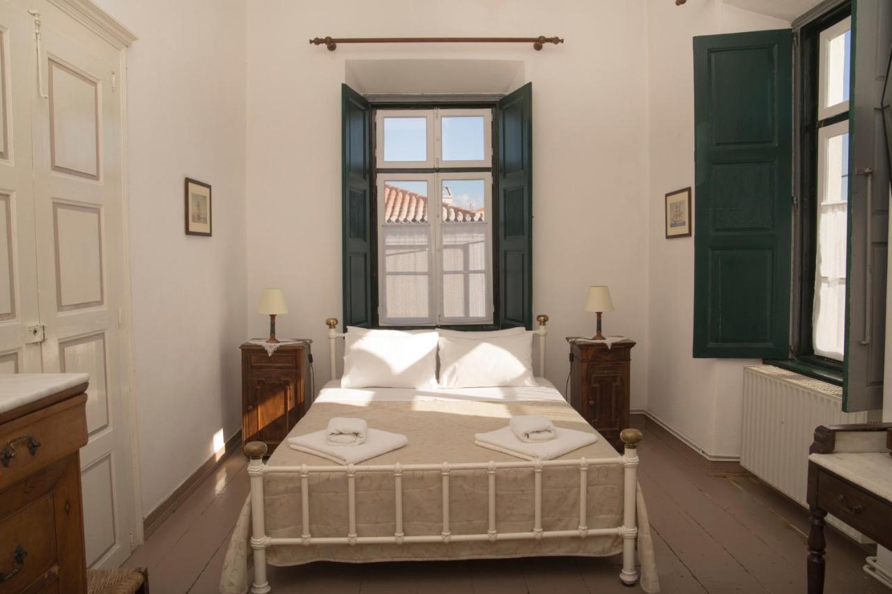 Вілла 1861 Mansion Spetses Екстер'єр фото