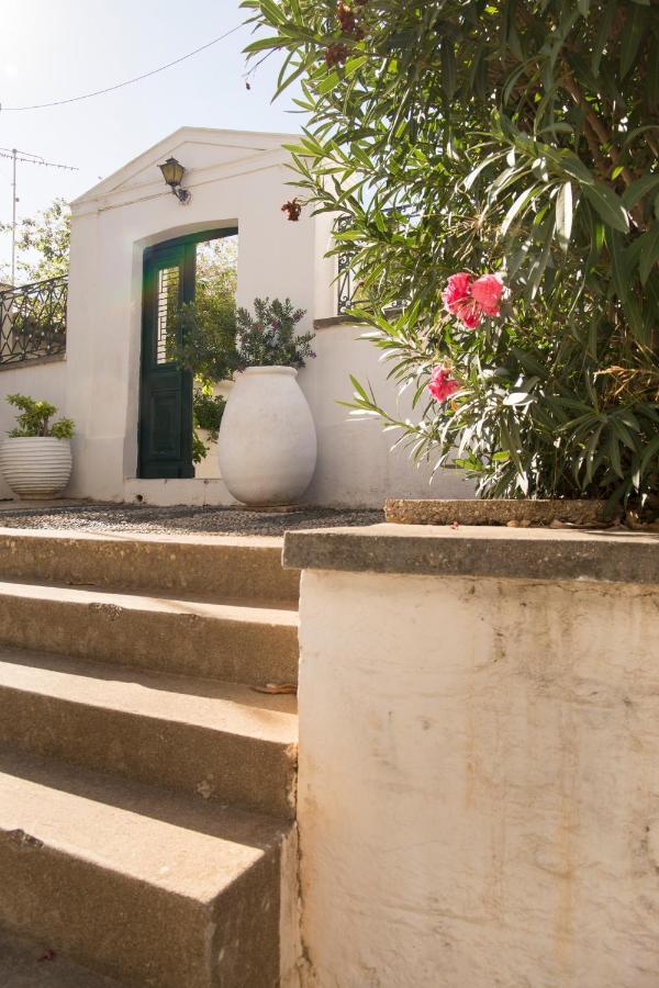 Вілла 1861 Mansion Spetses Екстер'єр фото