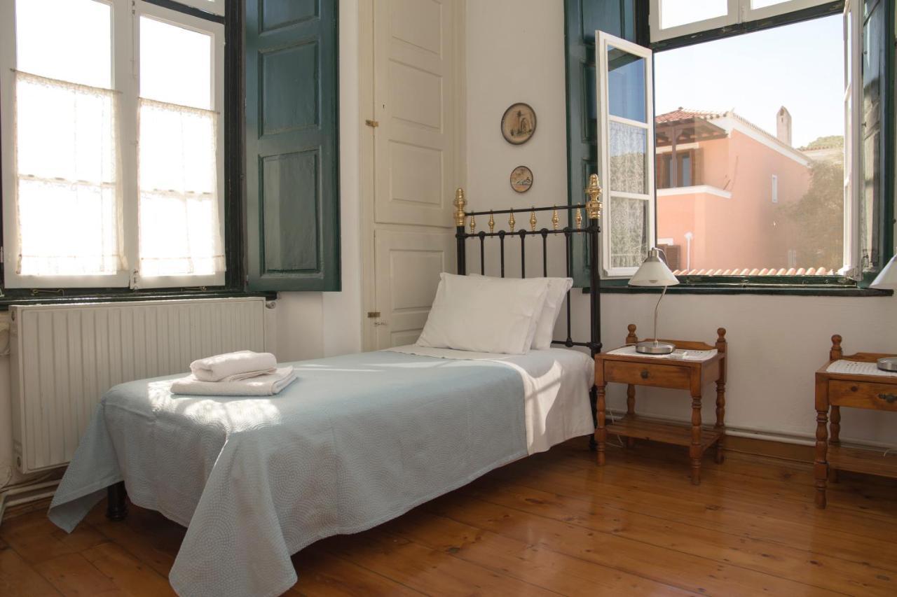 Вілла 1861 Mansion Spetses Екстер'єр фото
