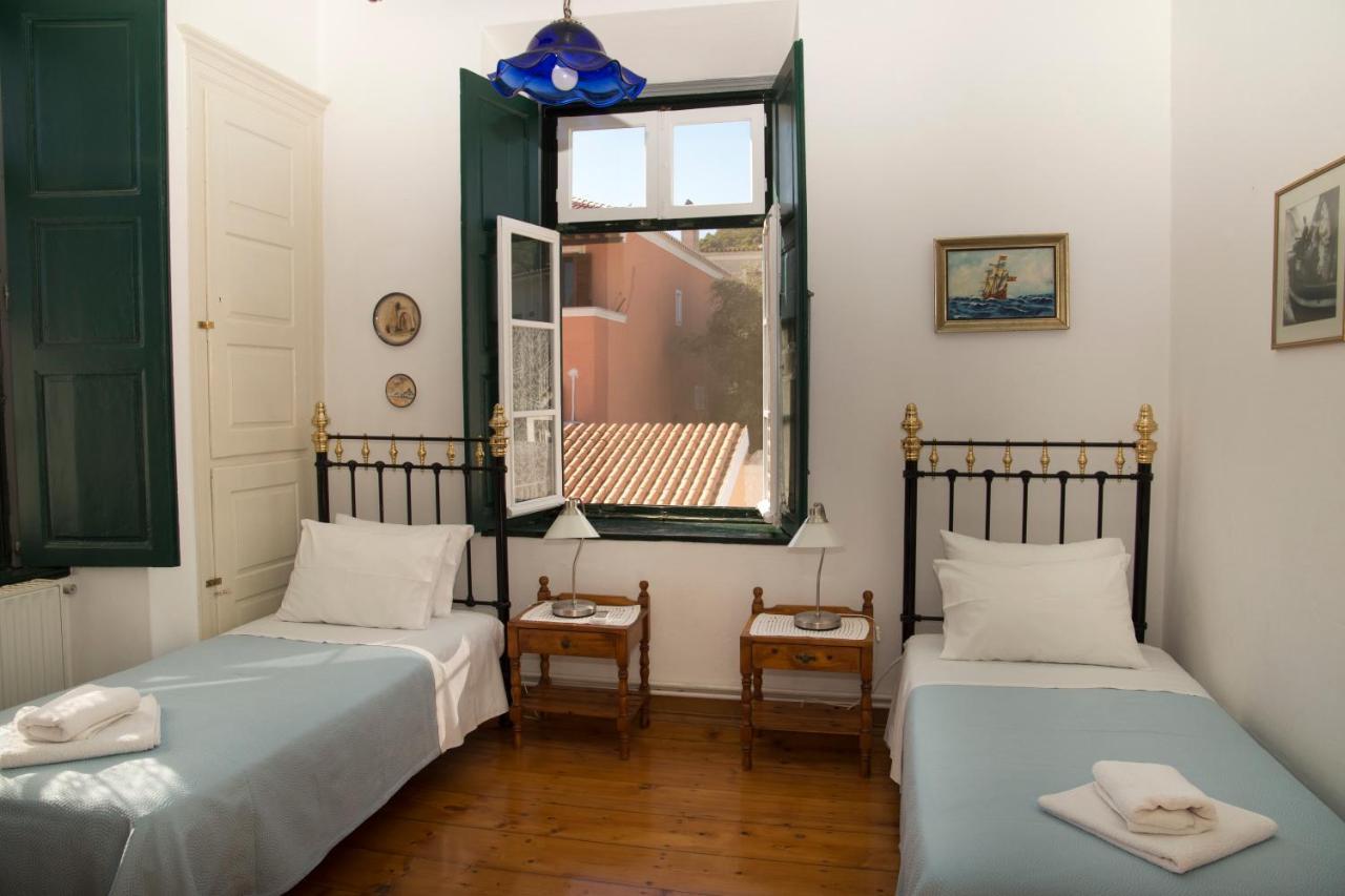 Вілла 1861 Mansion Spetses Екстер'єр фото