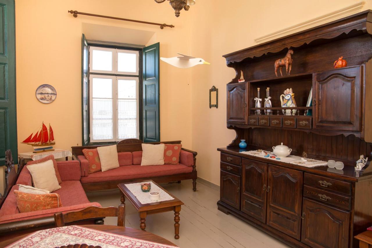 Вілла 1861 Mansion Spetses Екстер'єр фото